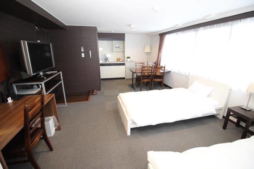 Hotel Chrysantheme Kiotó Kültér fotó